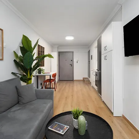By Nest Appartement
